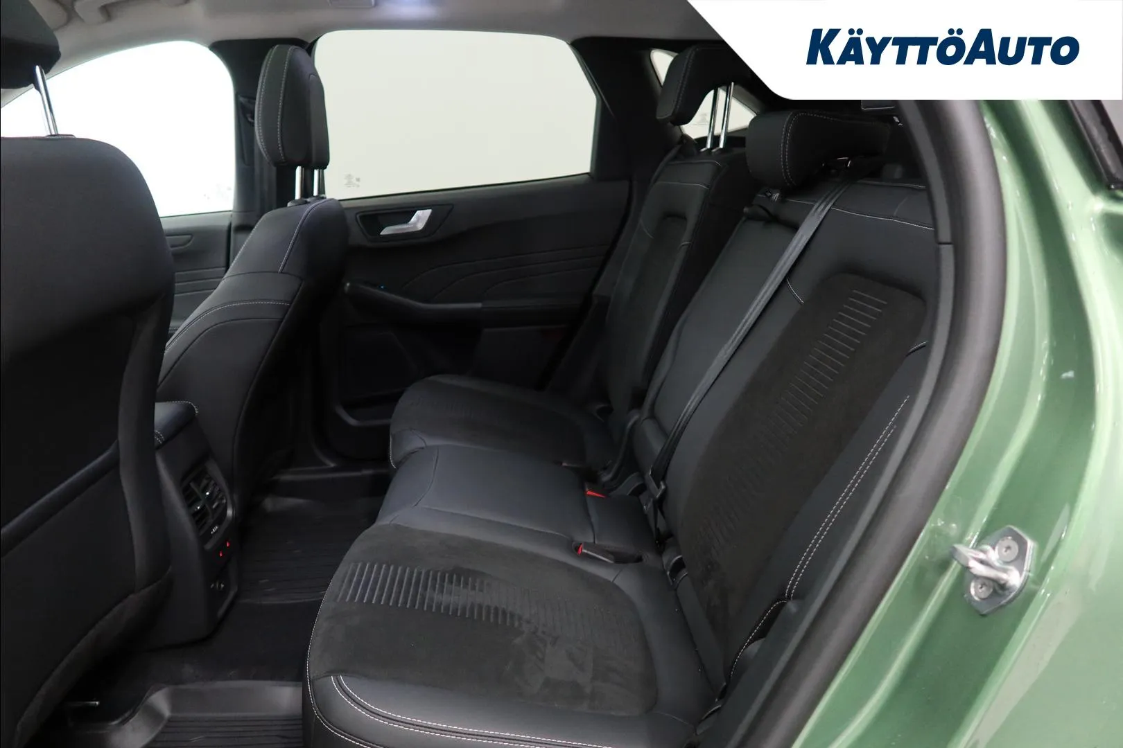 Ford Kuga JNK-470 carousel image