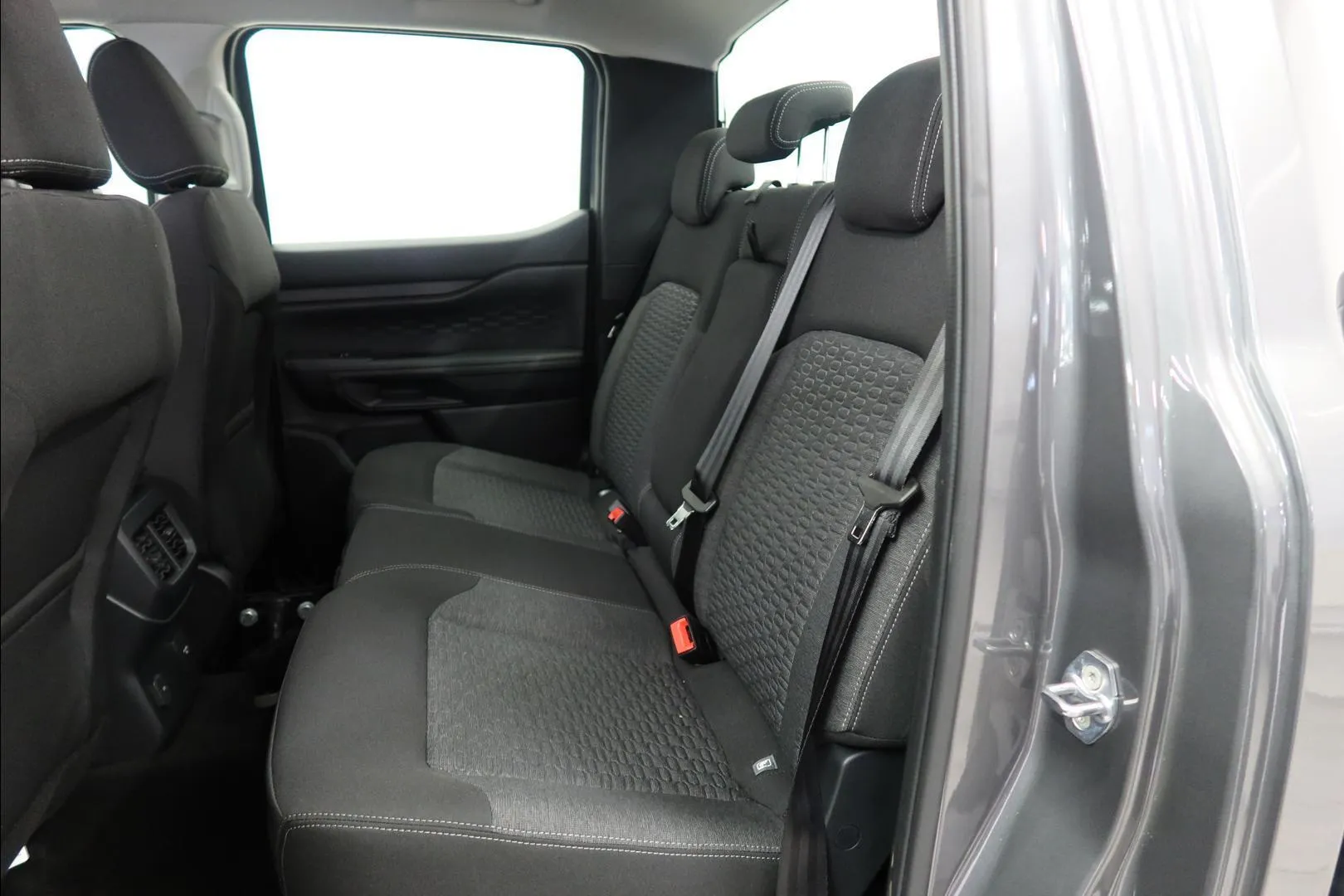 Ford Ranger GRP-104 carousel image