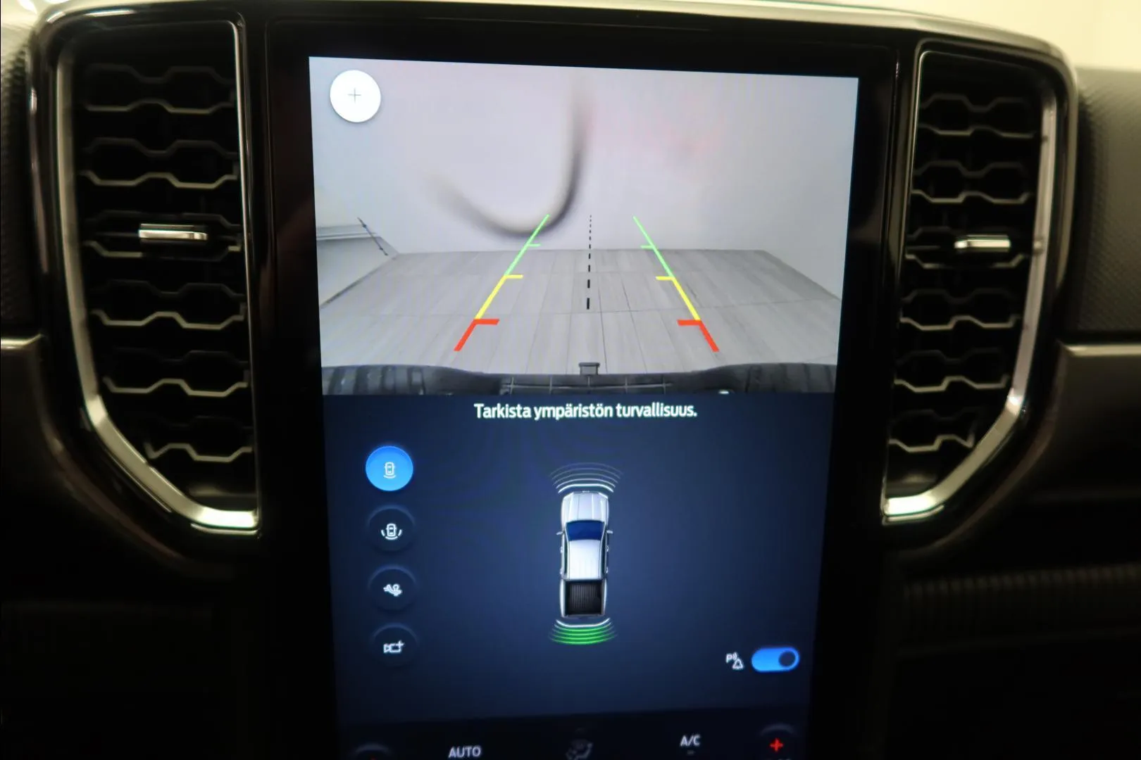 Ford Ranger GRP-104 carousel image