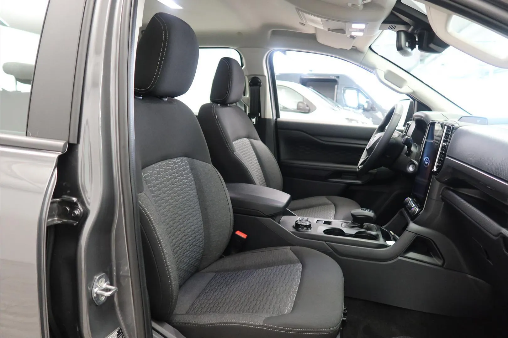 Ford Ranger GRP-104 carousel image