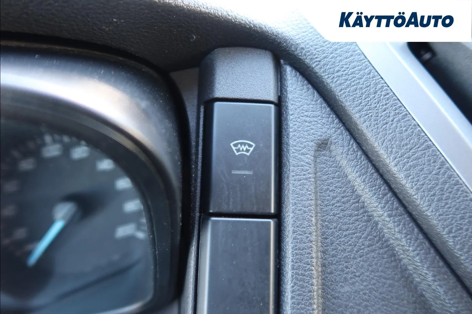 Ford Transit ZMA-997 carousel image