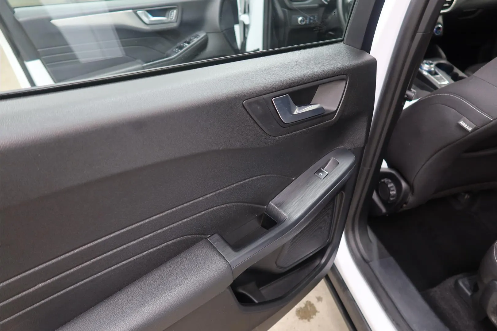 Ford Kuga FPC-166 carousel image