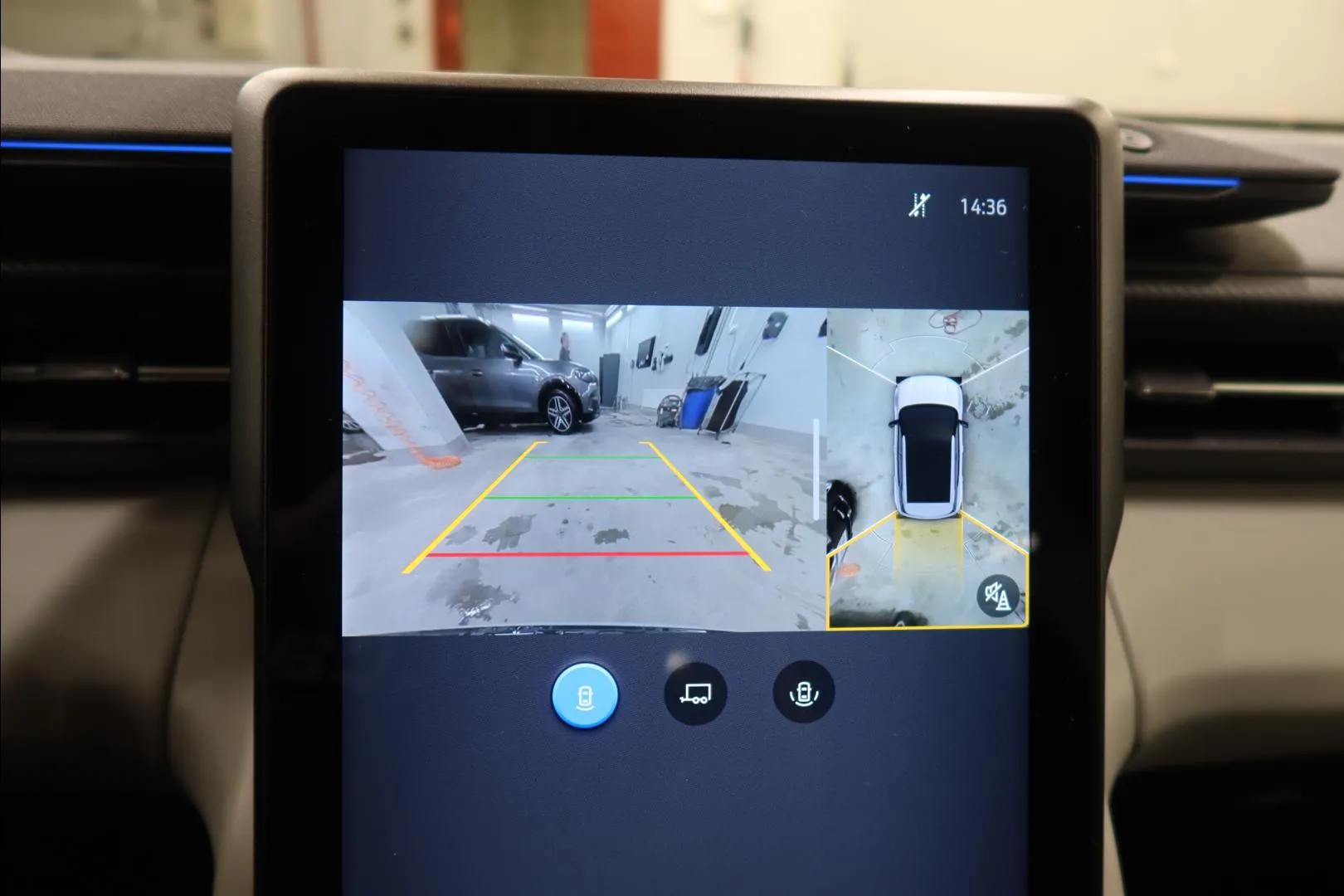 Ford Explorer ISP-645 carousel image