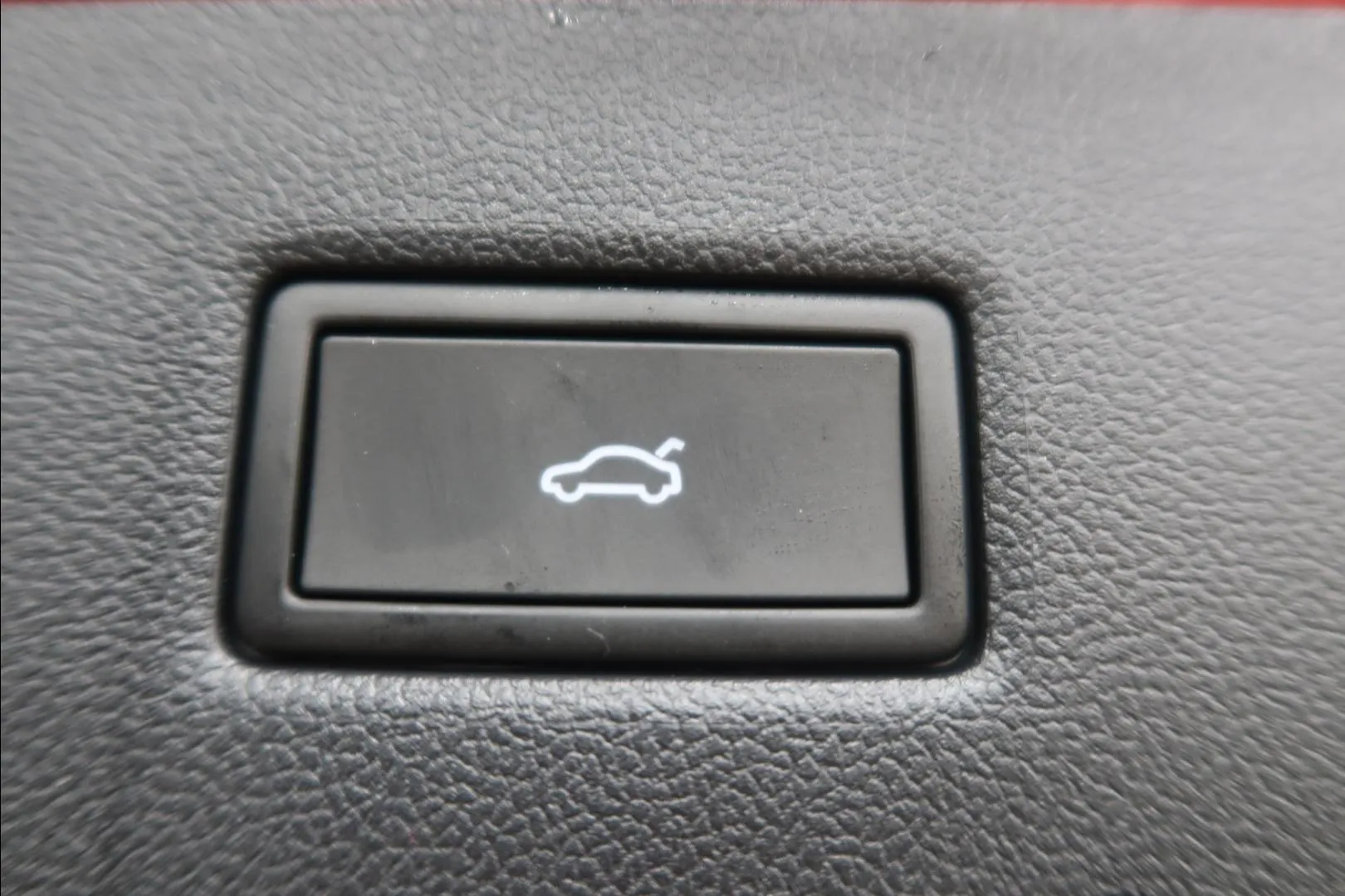 Ford Explorer ISP-645 carousel image