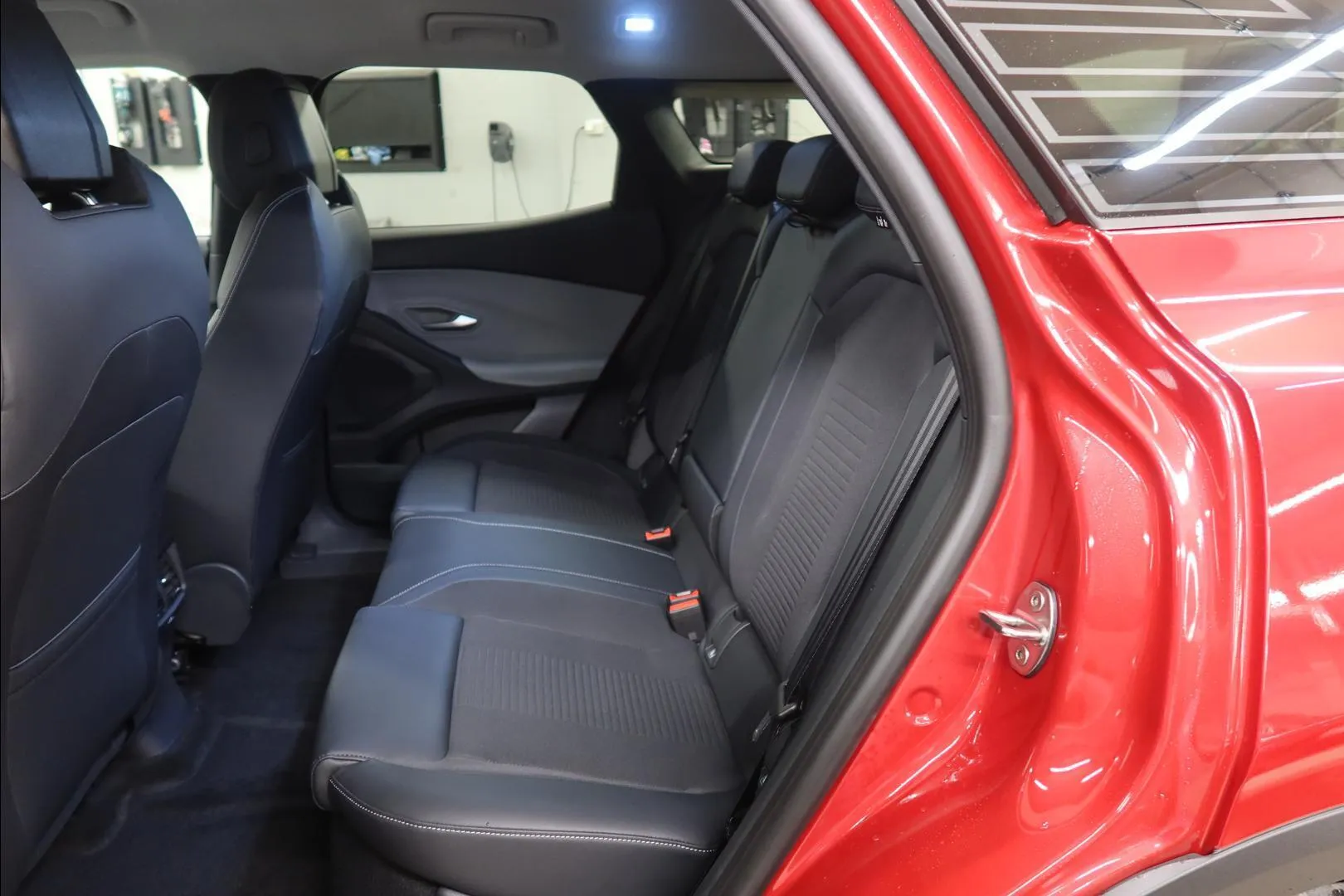 Ford Explorer ISP-645 carousel image