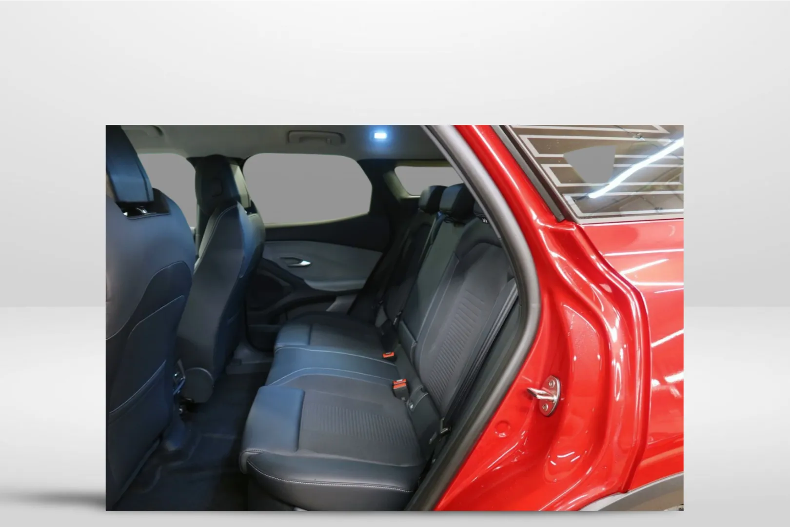 Ford Explorer ISP-645 carousel image