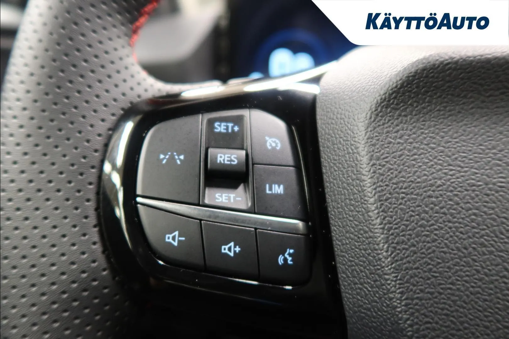 Ford Puma JOH-528 carousel image