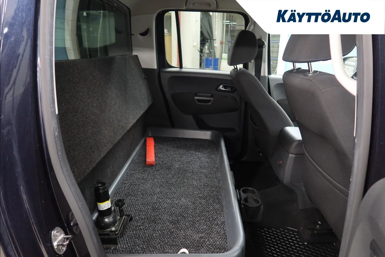 VOLKSWAGEN Amarok MMV-795 carousel image