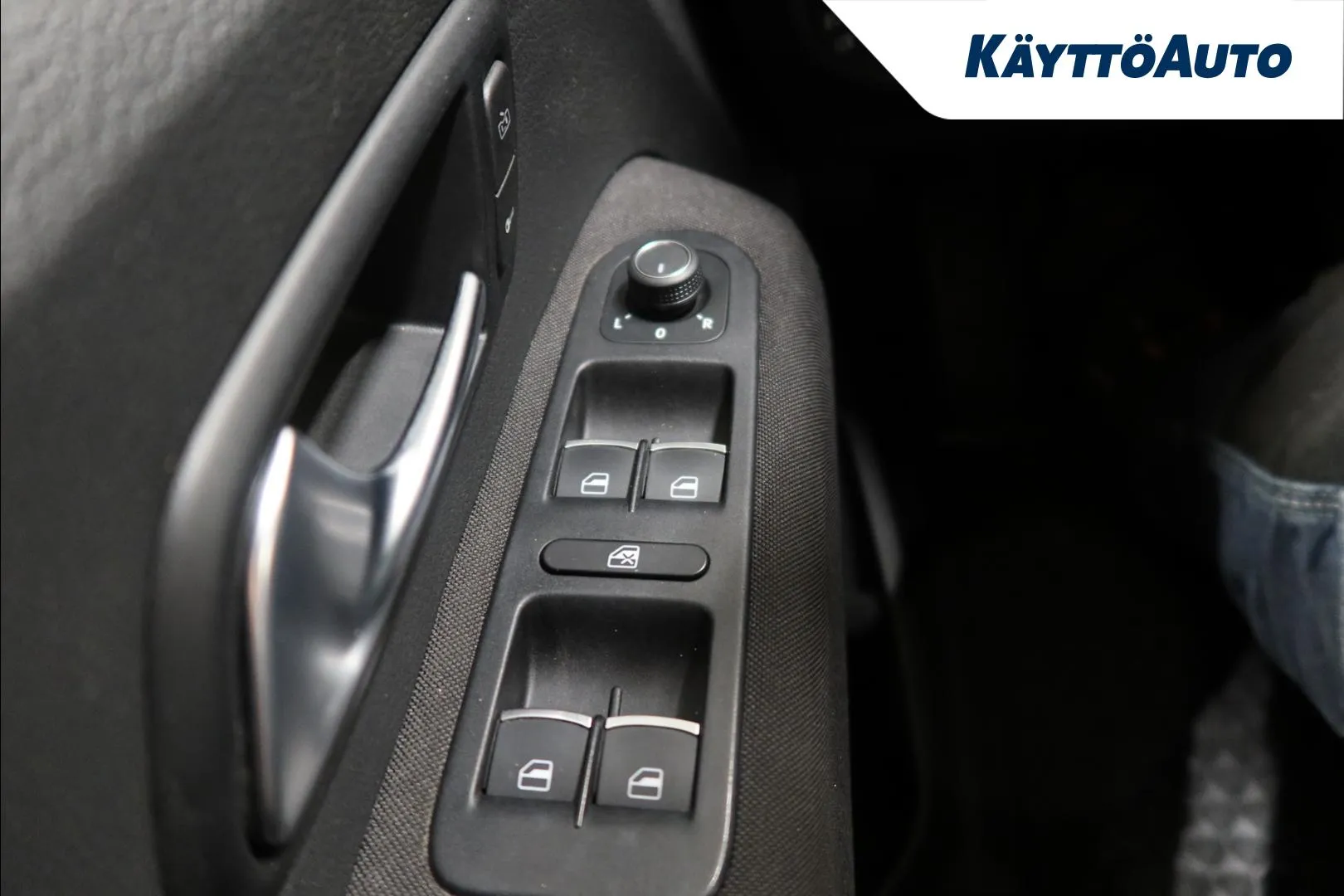 VOLKSWAGEN Amarok MMV-795 carousel image