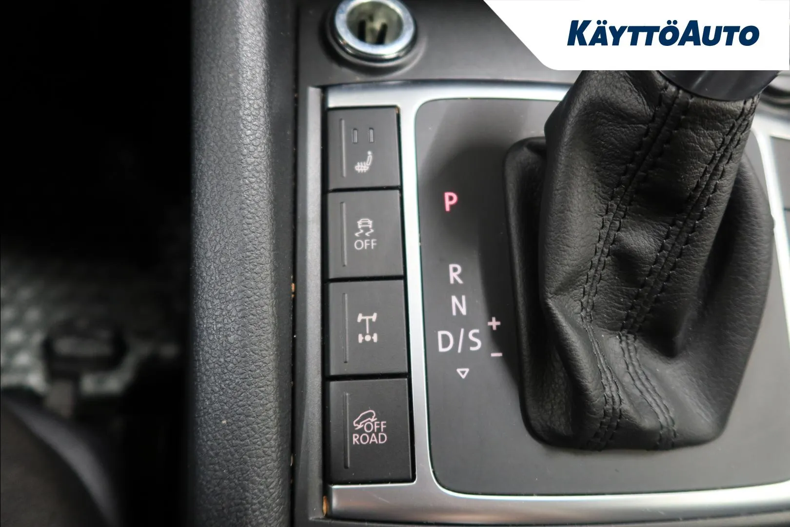 VOLKSWAGEN Amarok MMV-795 carousel image