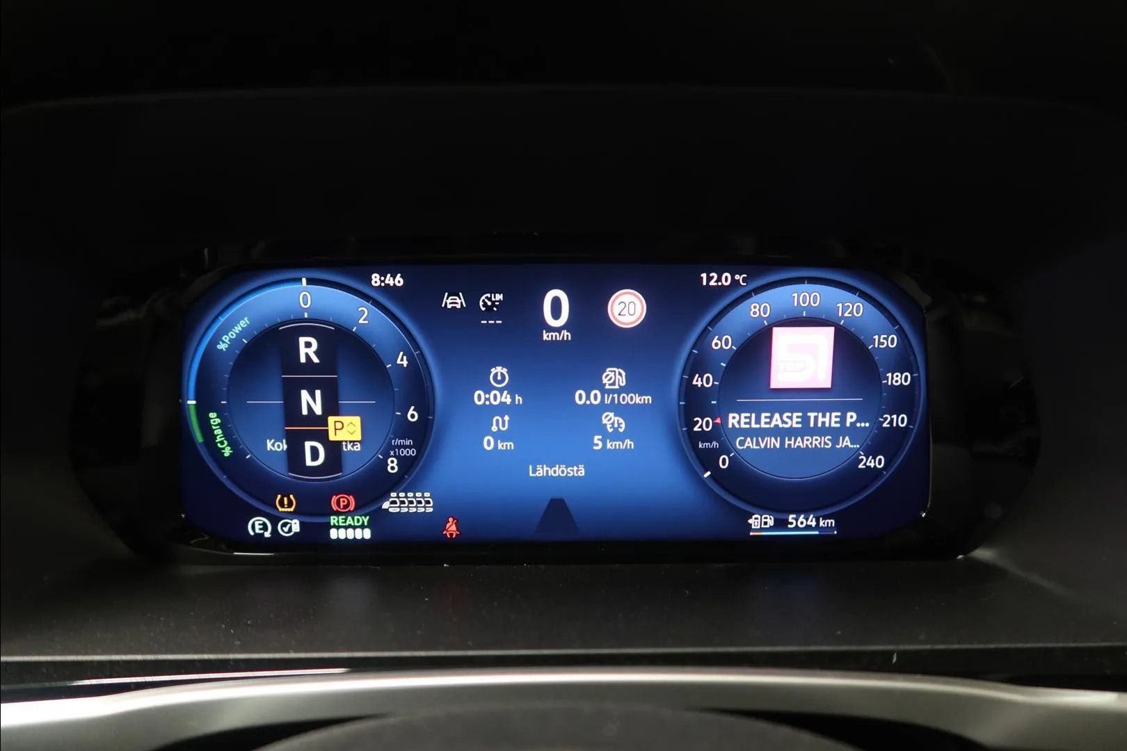 Ford Grand Tourneo Connect FSL-682 carousel image