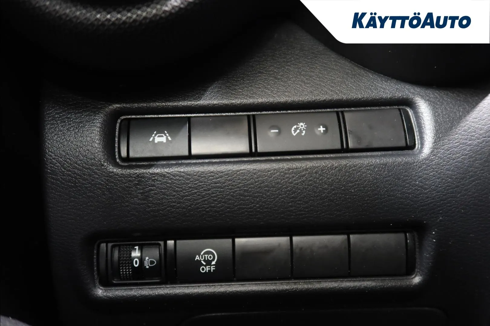 Nissan Juke OZZ-680 carousel image