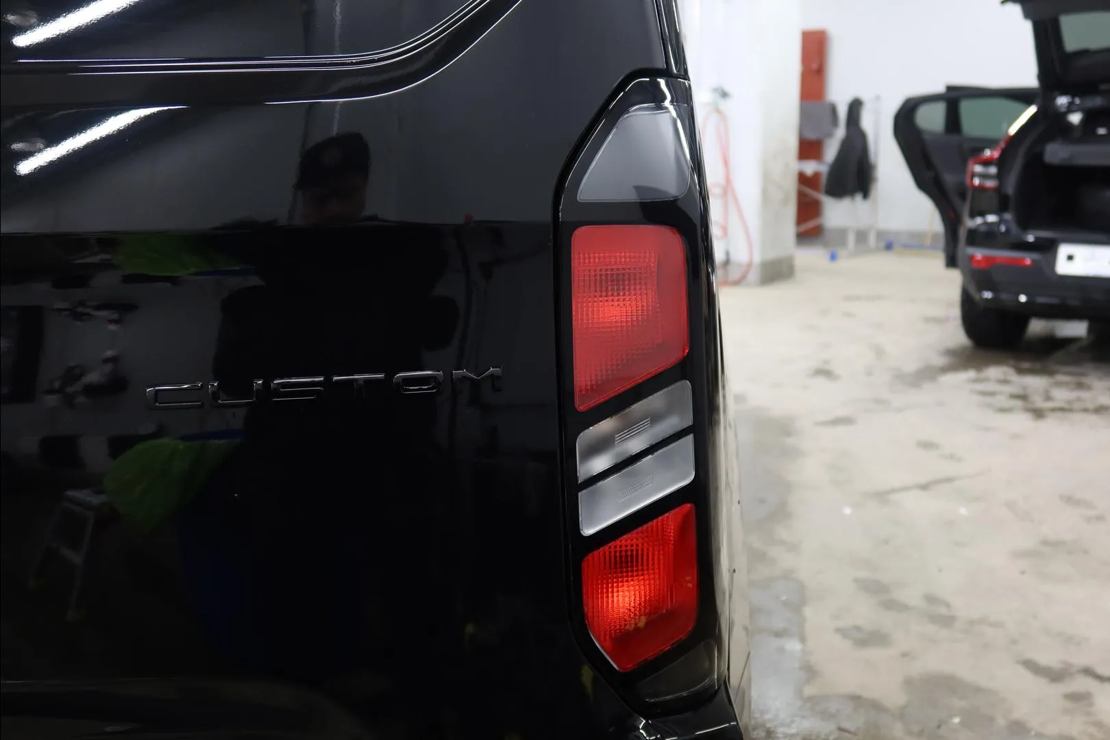 Ford Transit Custom JOI-169 carousel image