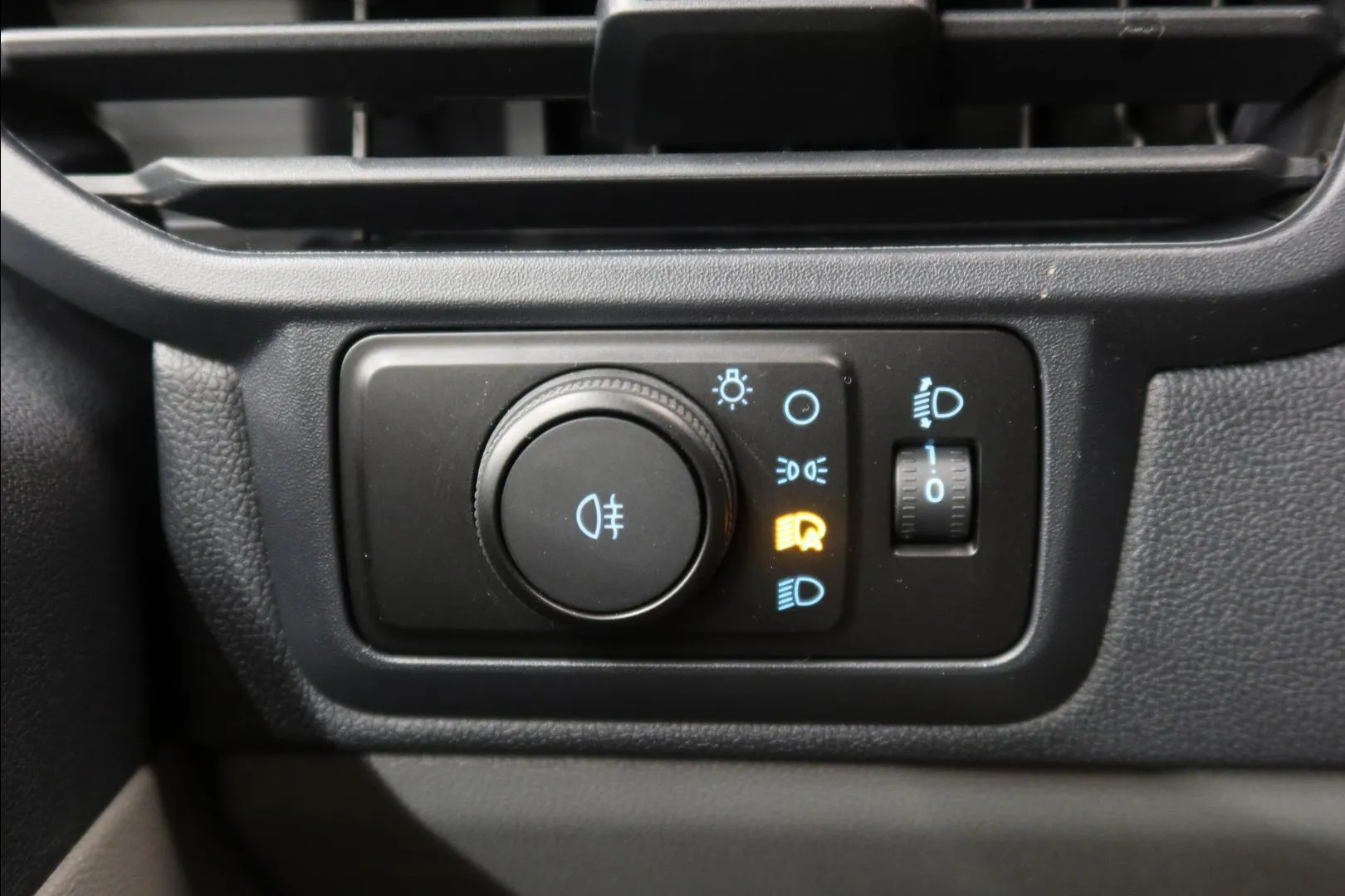 FORD Transit Custom JOI-181 carousel image