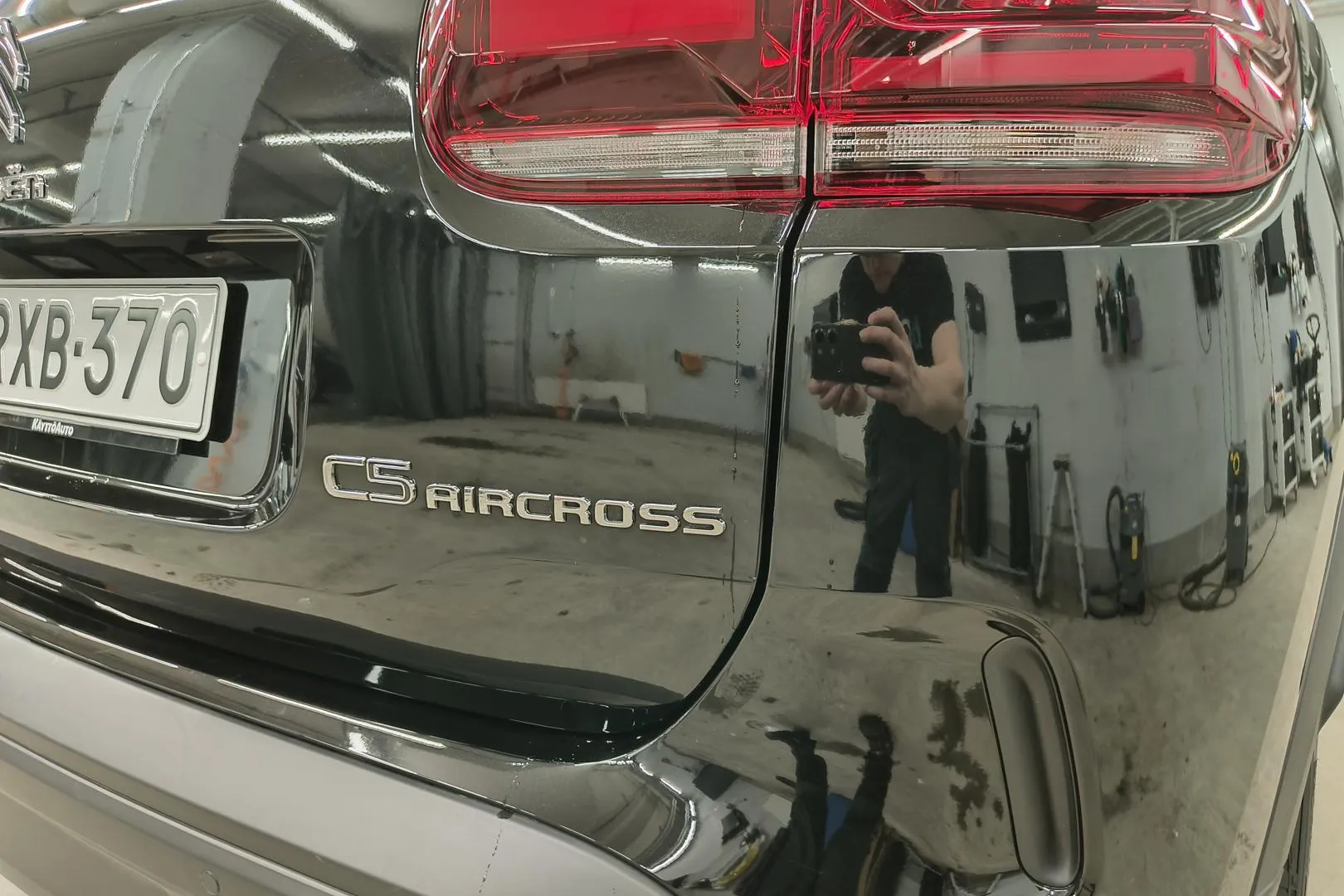 Citroen C5 Aircross RXB-370 carousel image