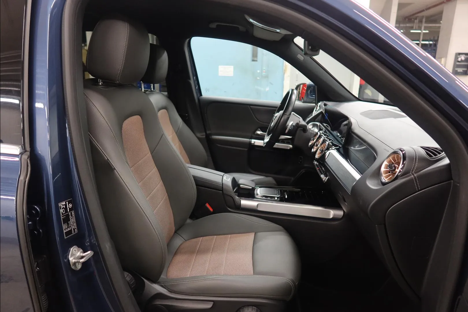 MERCEDES-BENZ EQB NMI-787 carousel image