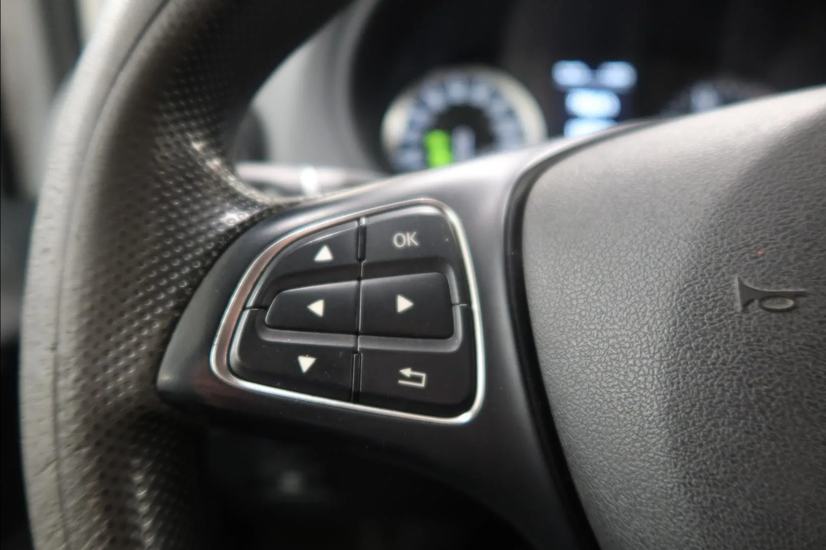 MERCEDES-BENZ Vito FMB-498 carousel image