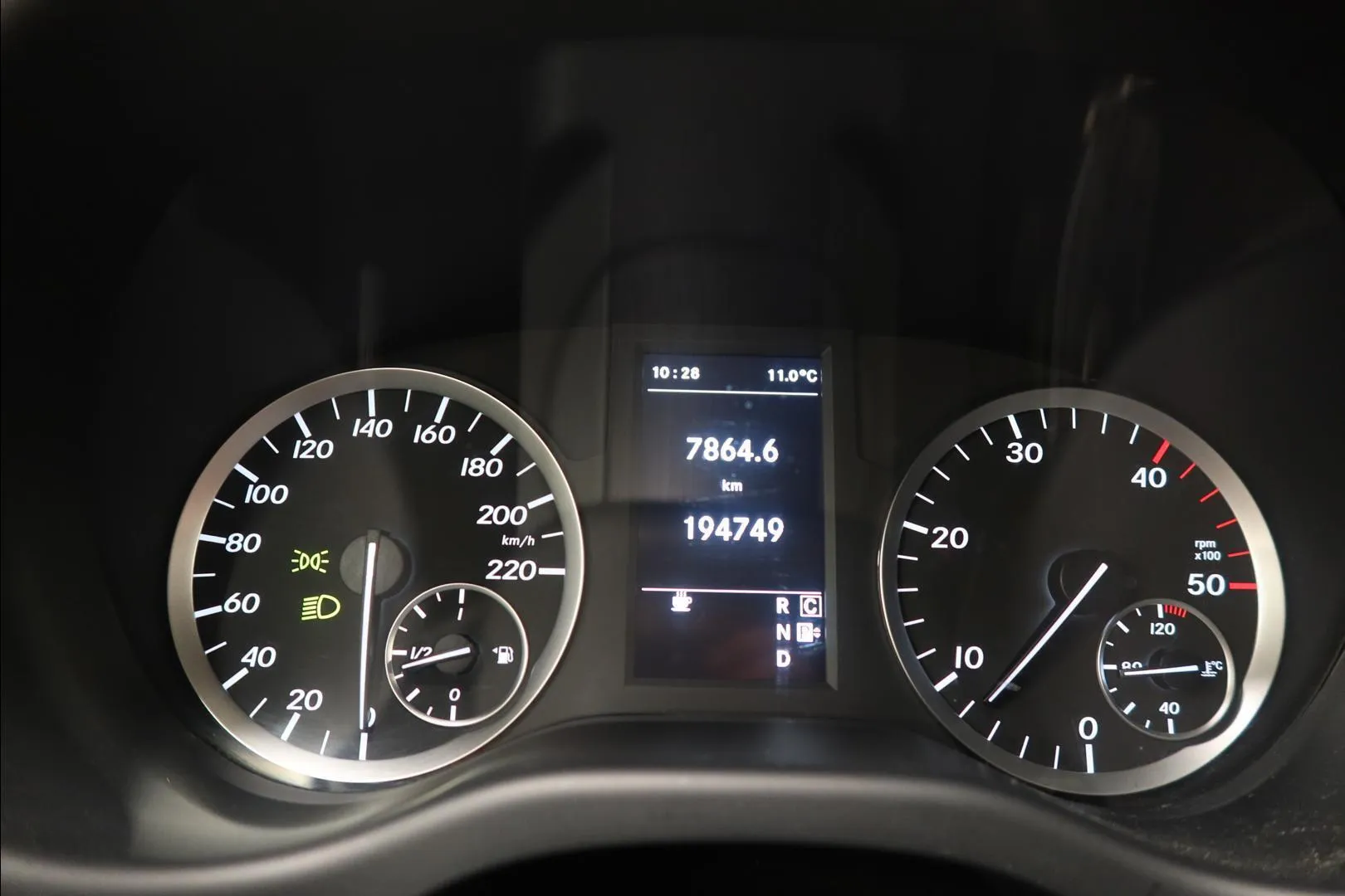 MERCEDES-BENZ Vito FMB-498 carousel image