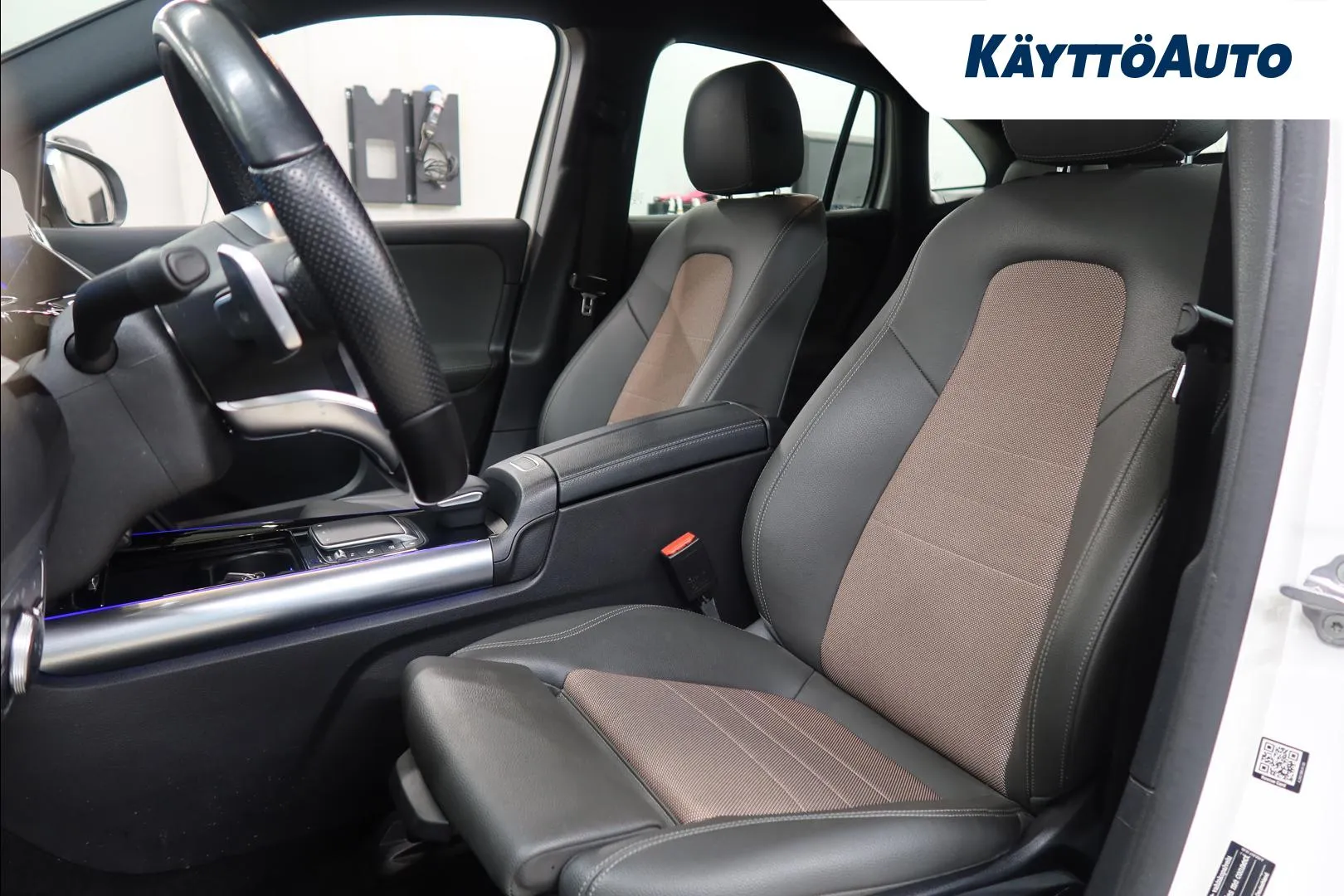 Mercedes-Benz EQA LPP-815 carousel image