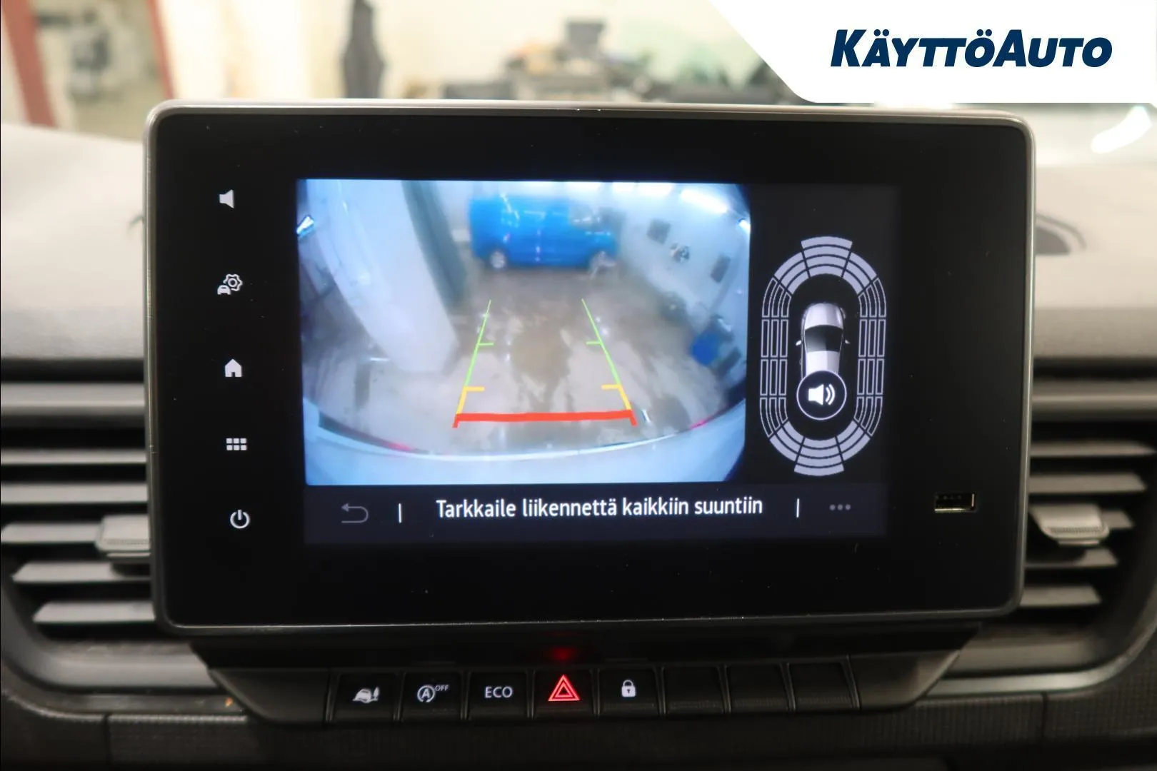 Nissan Primastar XSC-803 carousel image