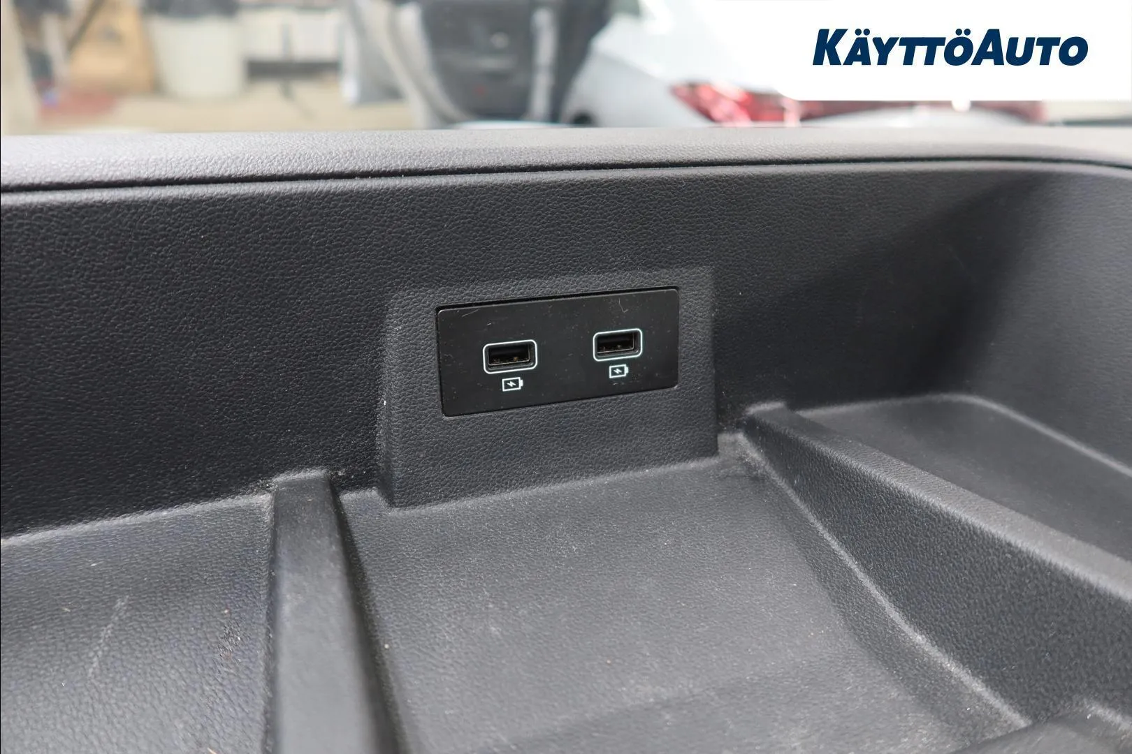 Nissan Primastar XSC-803 carousel image