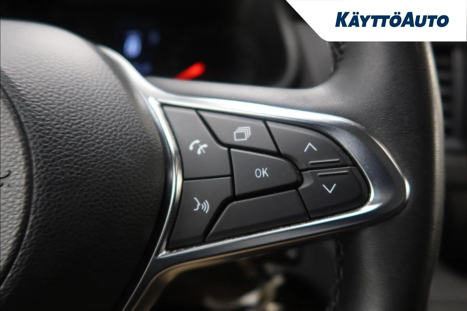 Nissan Primastar XSC-803 carousel image