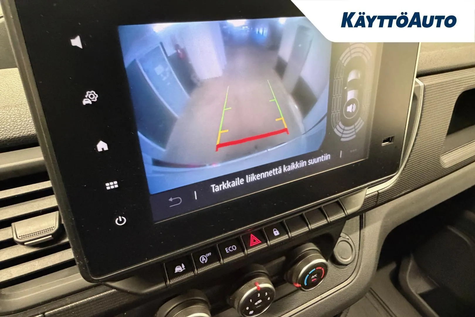 Nissan Primastar XSC-803 carousel image