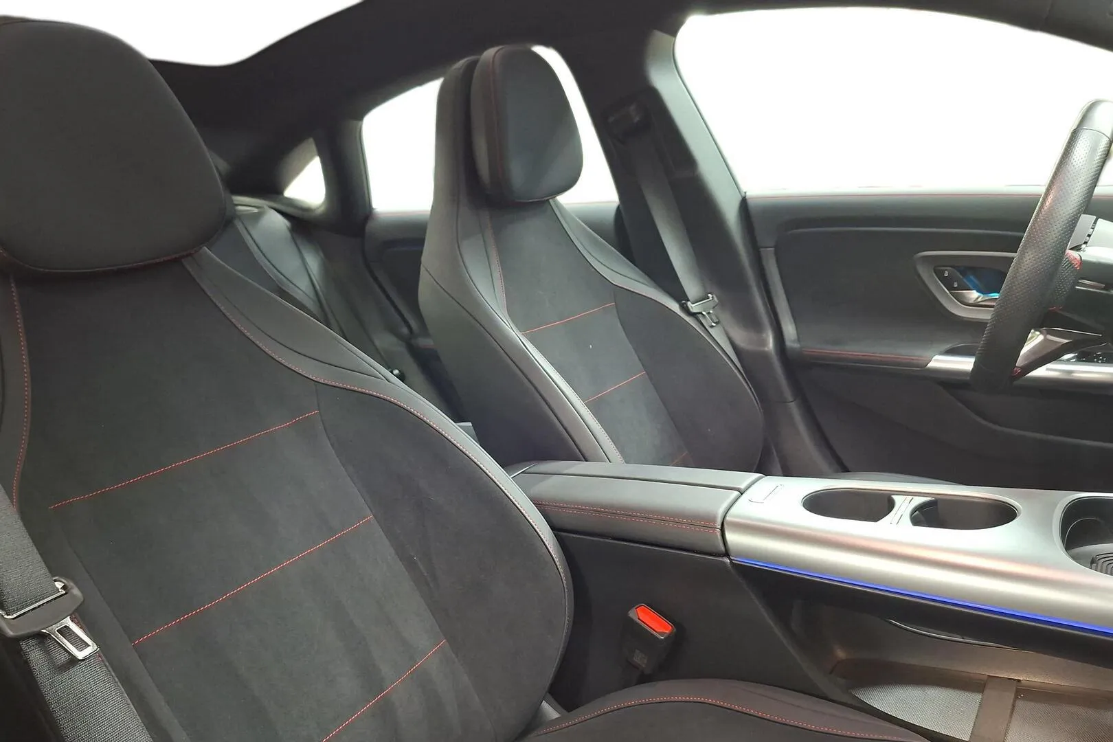 Mercedes-Benz CLA CSN-973 carousel image