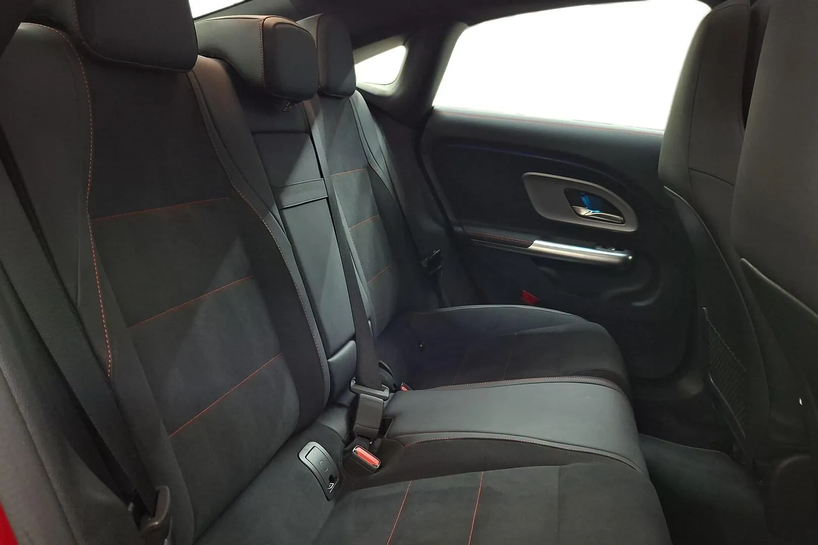 Mercedes-Benz CLA CSN-973 carousel image