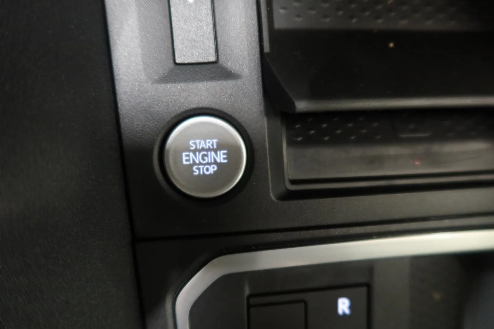 FORD Transit RXP-865 carousel image