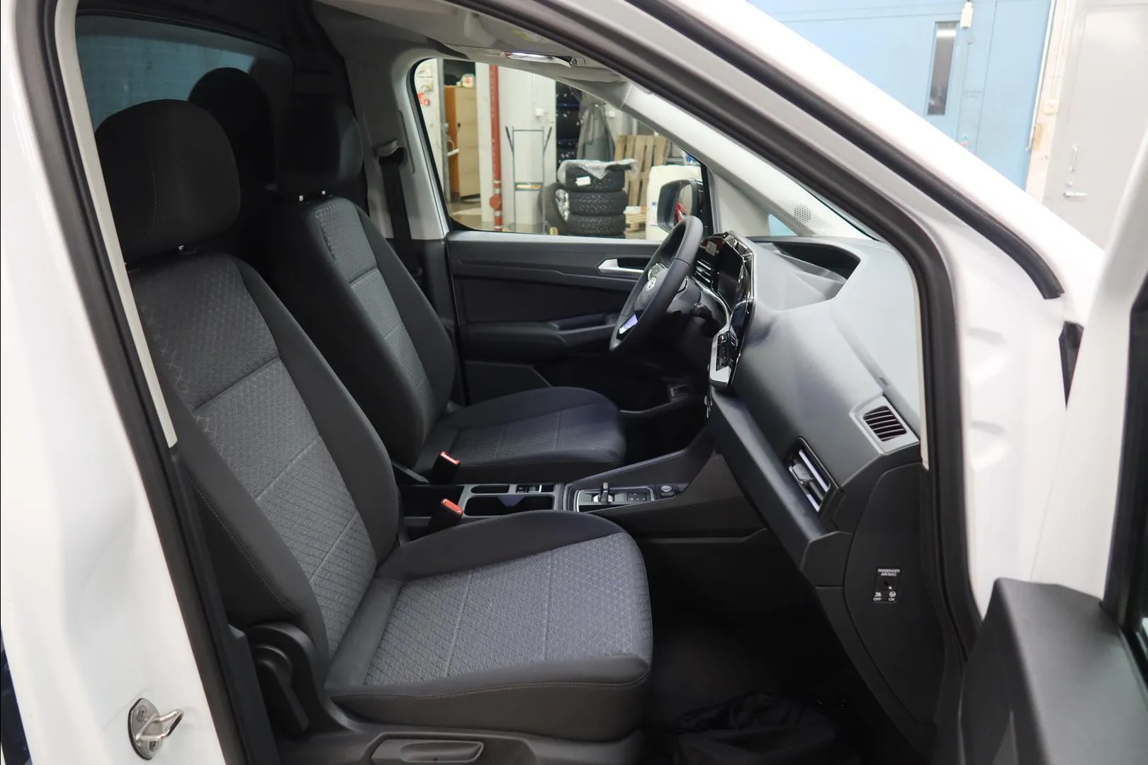 FORD Transit RXP-865 carousel image