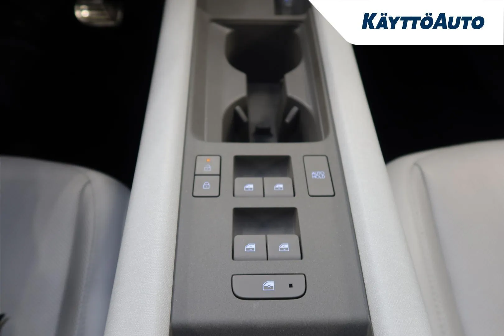 Hyundai IONIQ 6 LTL-892 carousel image