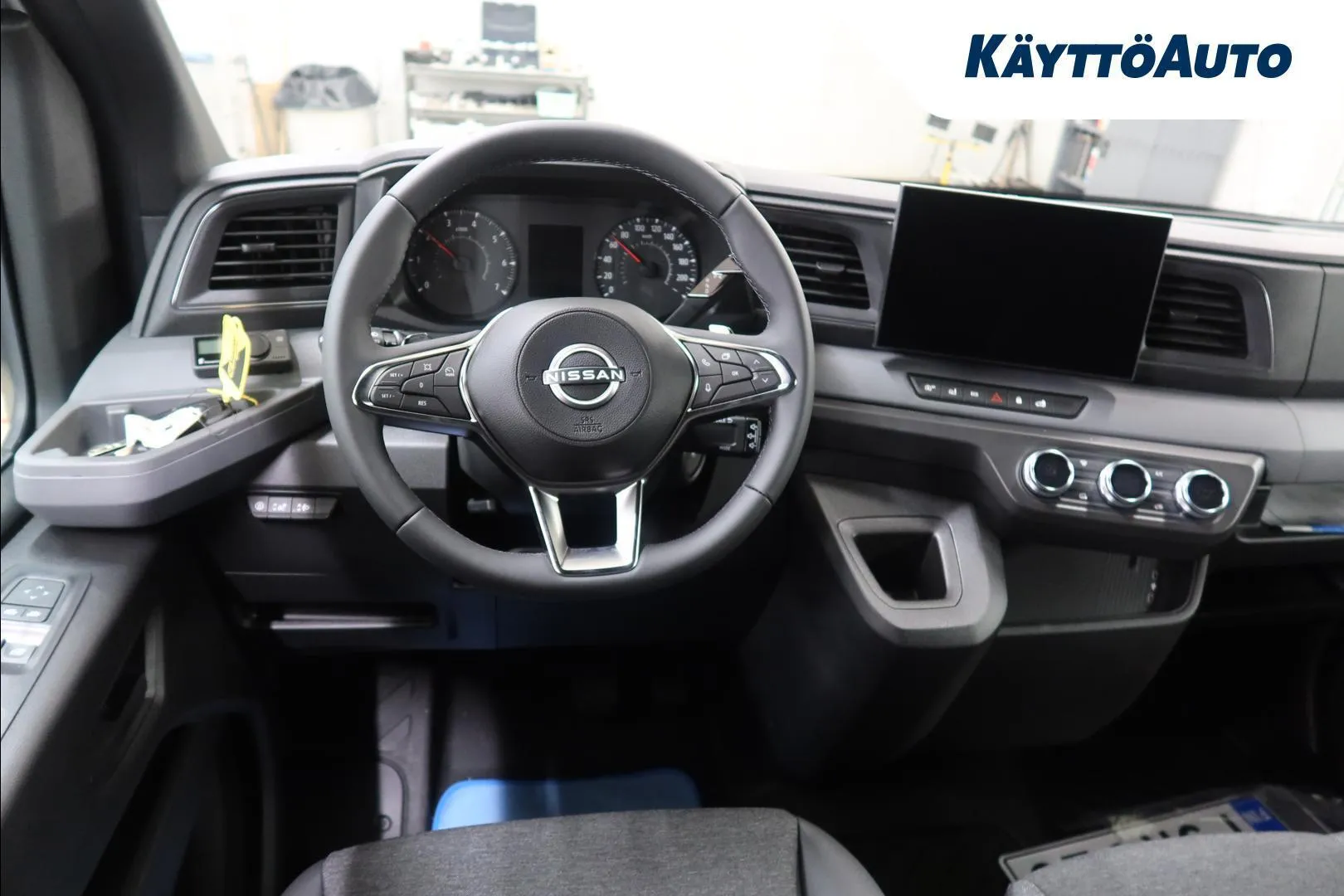 Nissan Interstar FSR-920 carousel image