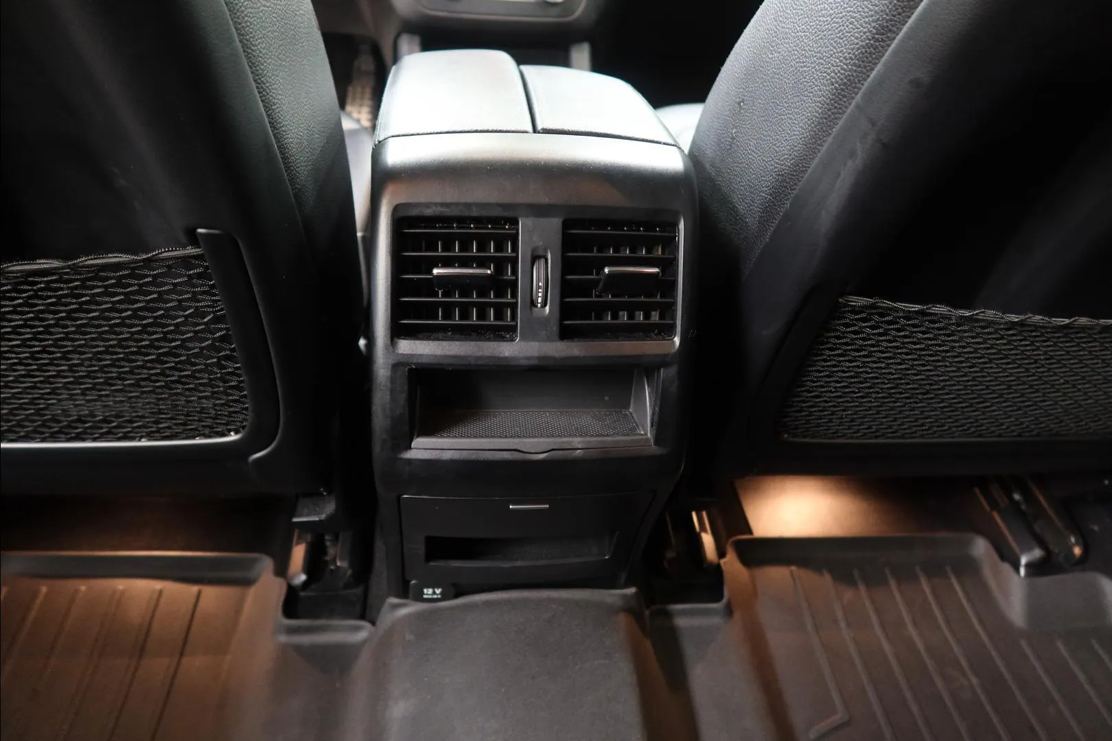 Mercedes-Benz GLE NLZ-298 carousel image