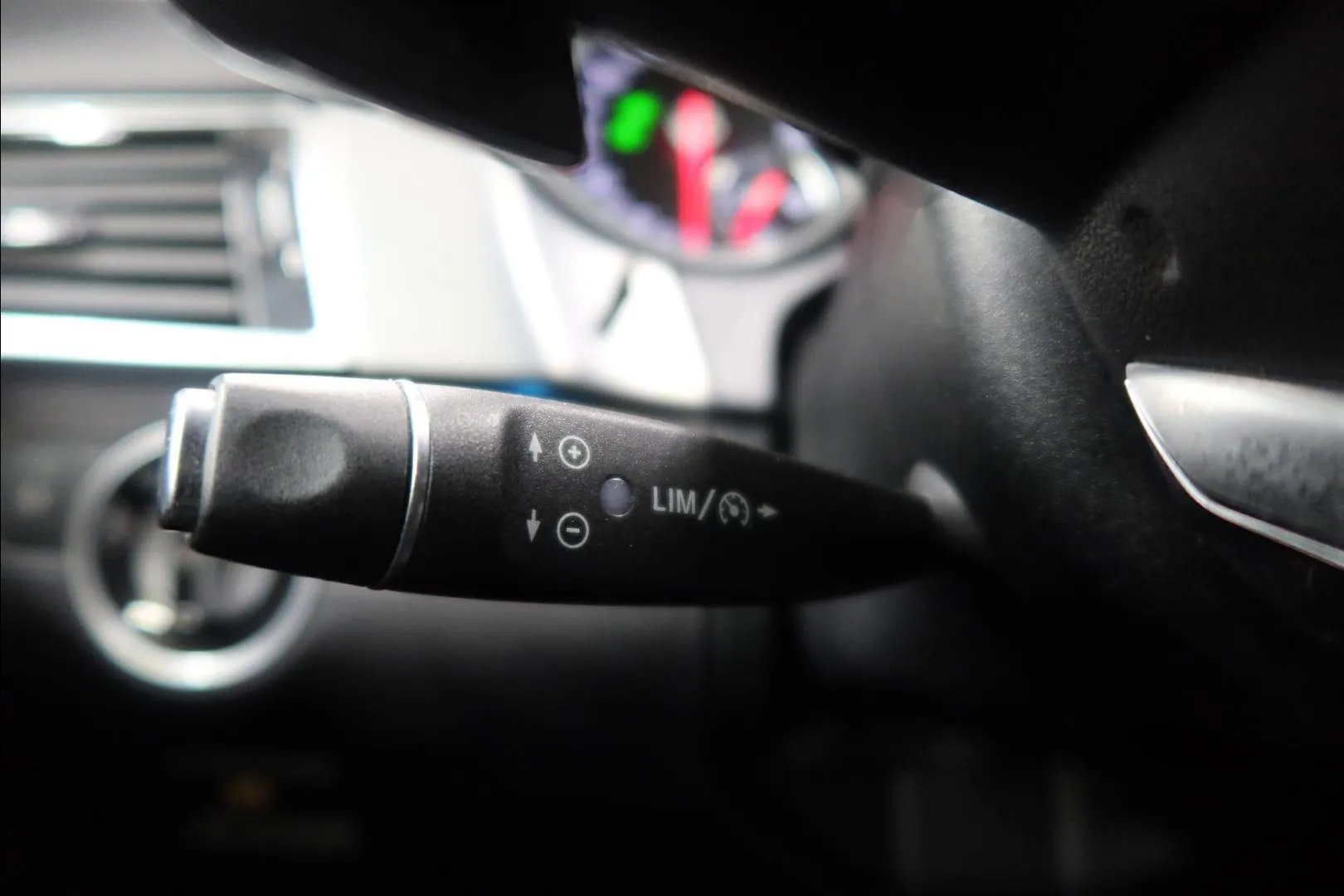 Mercedes-Benz GLE NLZ-298 carousel image