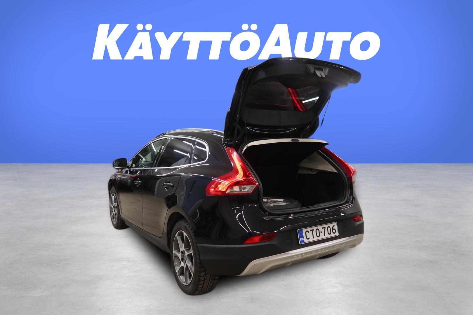 Volvo V40 Cross Country 2015, photo 4/30