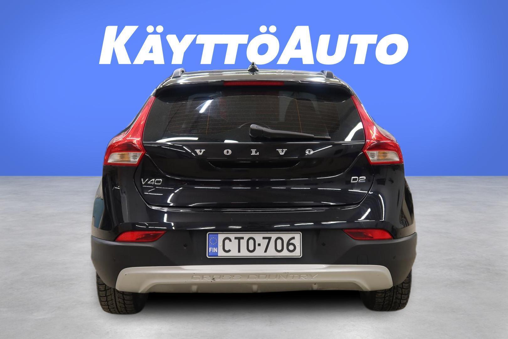 Volvo V40 Cross Country 2015, photo 7/30