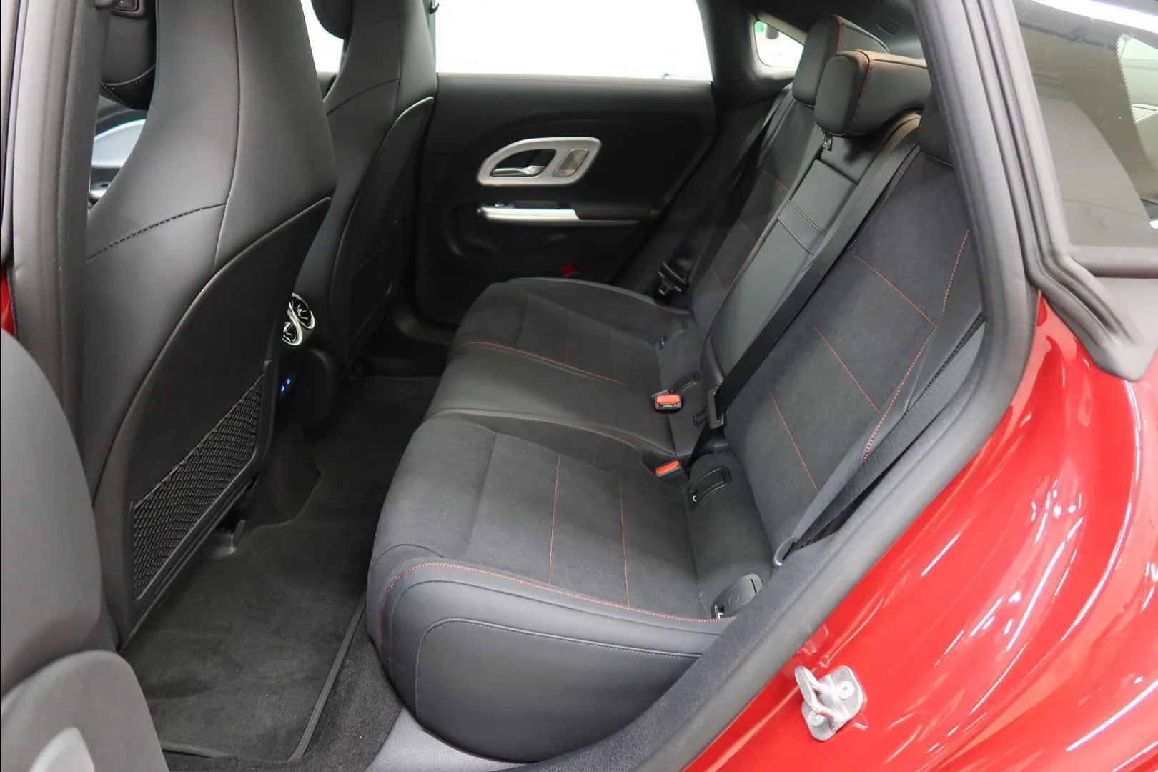 Mercedes-Benz CLA XTR-805 carousel image