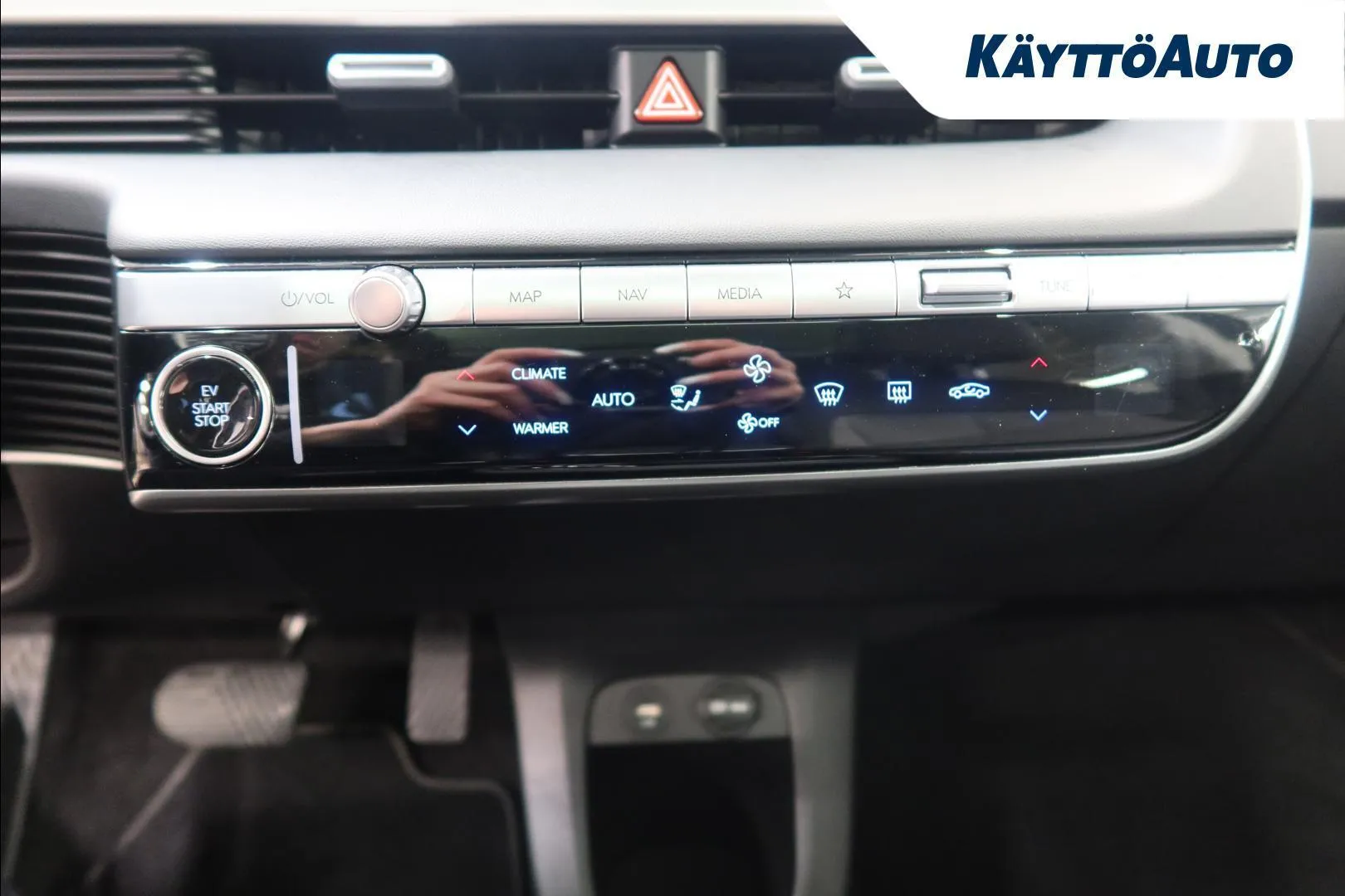 Hyundai IONIQ 5 LTL-893 carousel image