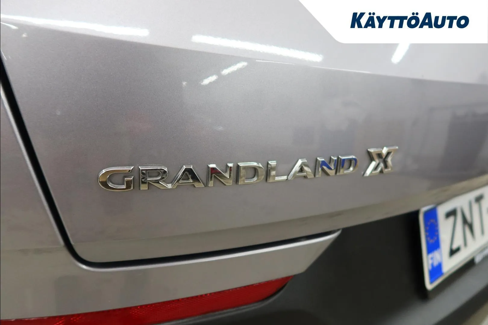 OPEL Grandland X ZNT-691 carousel image
