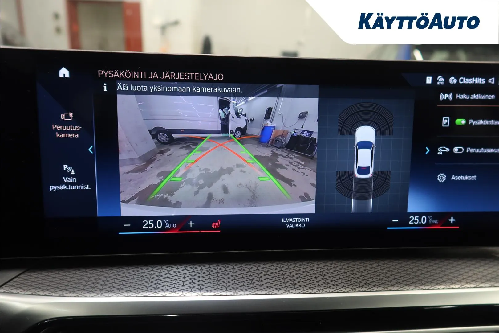 BMW I4 M50 XTS-601 carousel image