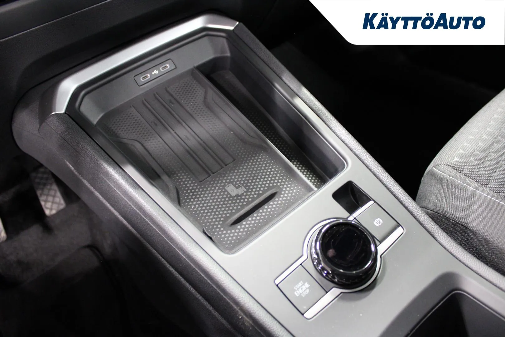 Volkswagen T-Roc KXP-916 carousel image