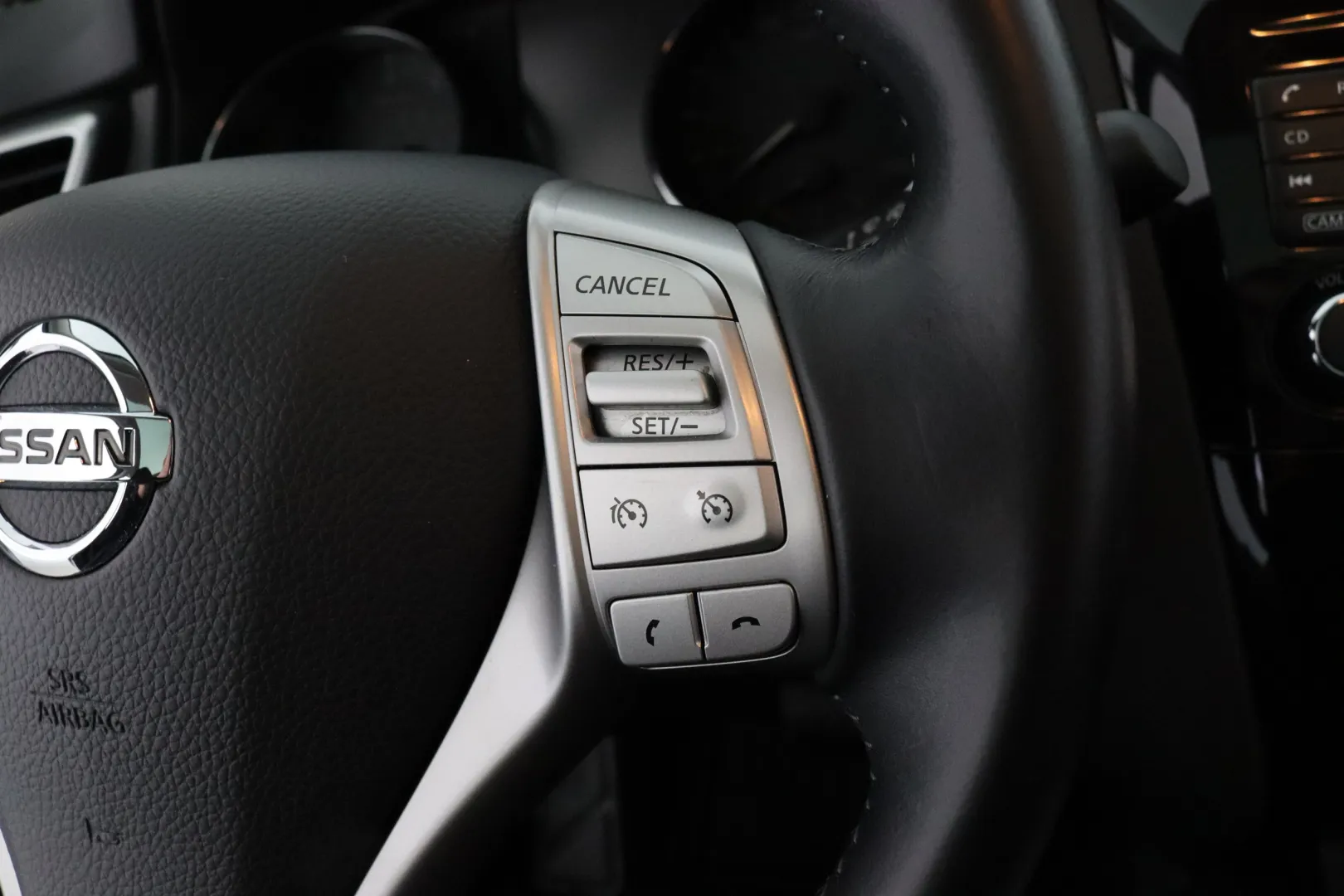 NISSAN Qashqai FMO-314 carousel image