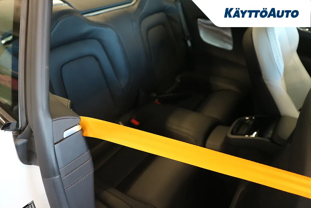 POLESTAR 1 ZOB-378 carousel image