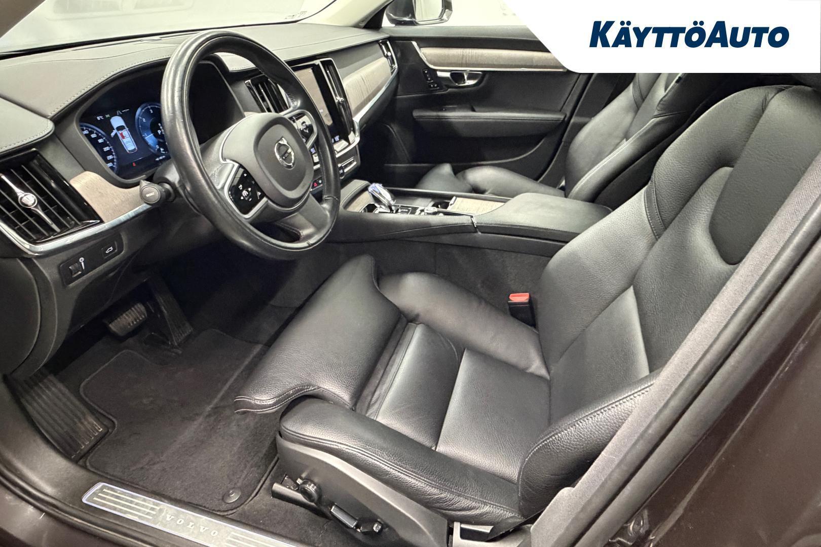 Volvo V90 2022, photo 4/20