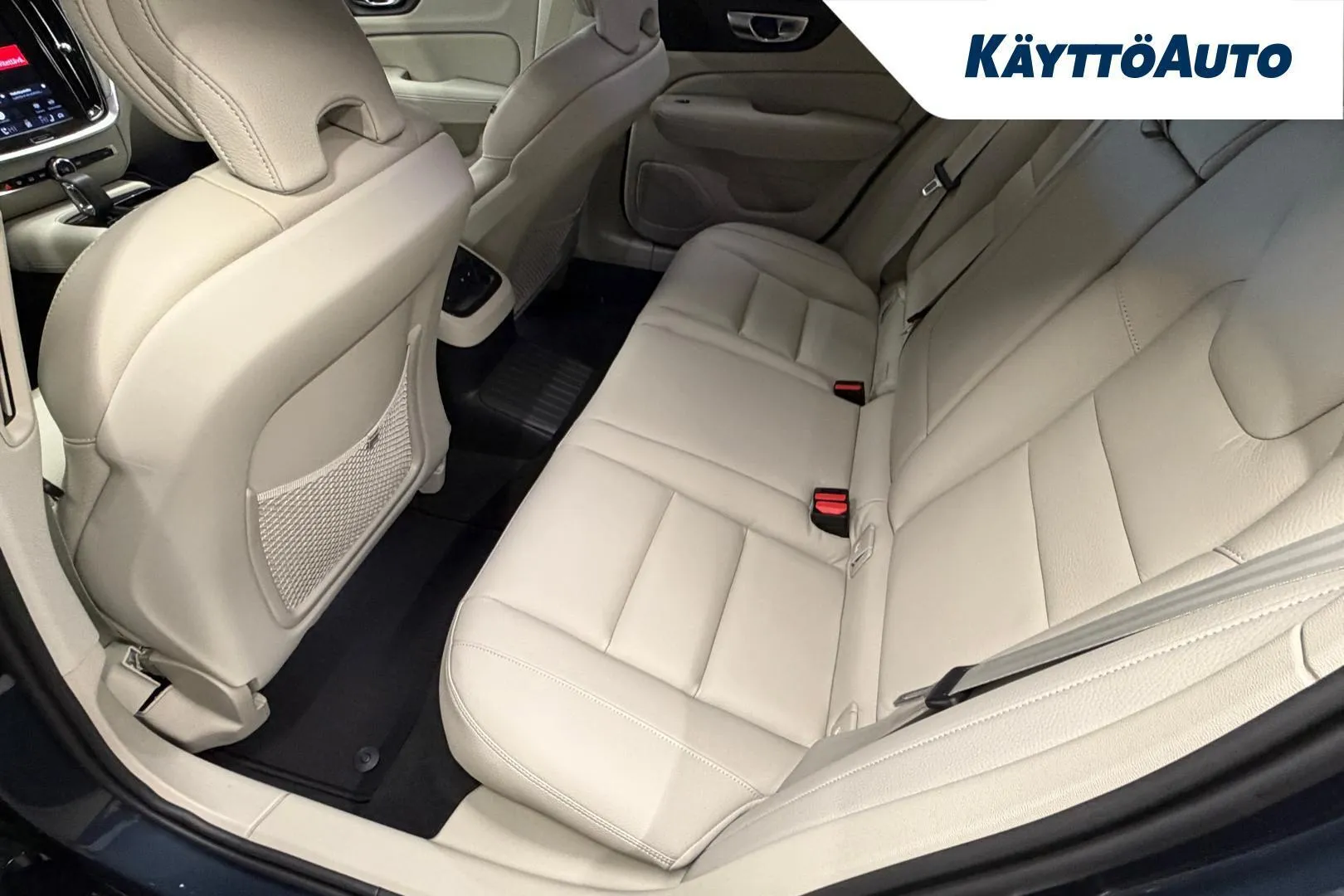 Volvo V60 JOF-302 carousel image