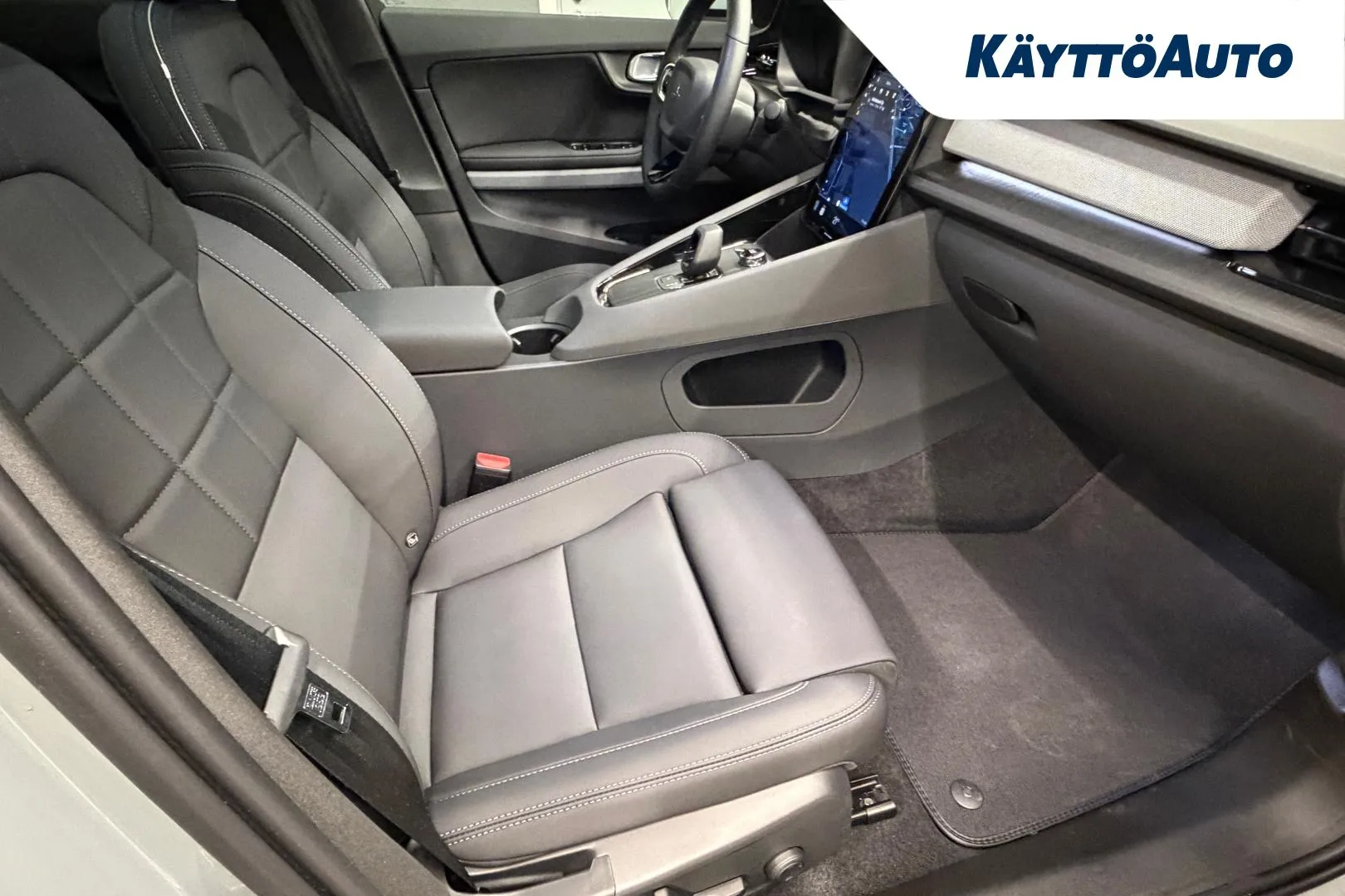 Polestar 2 ISJ-301 carousel image