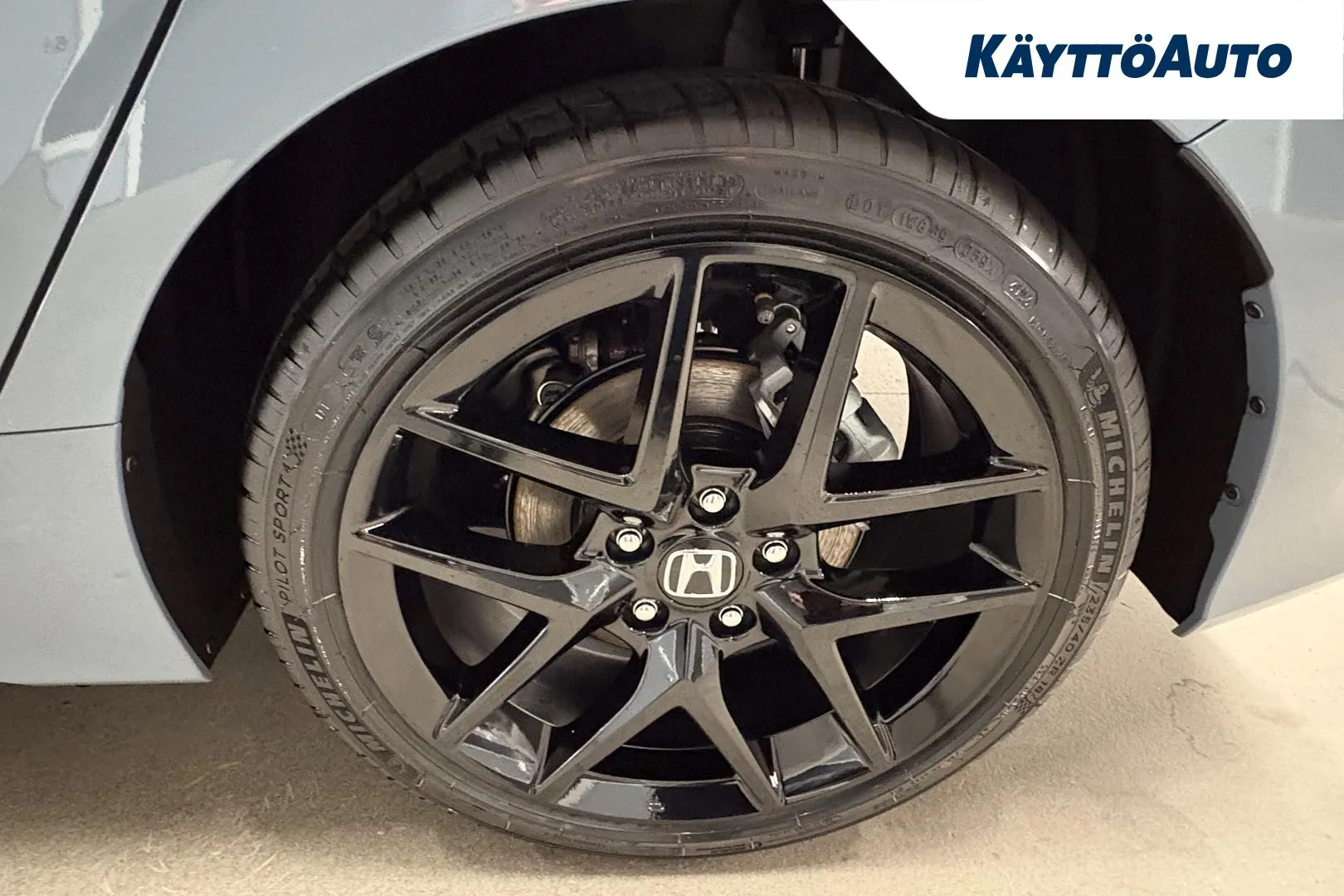 Honda Civic ISV-390 carousel image