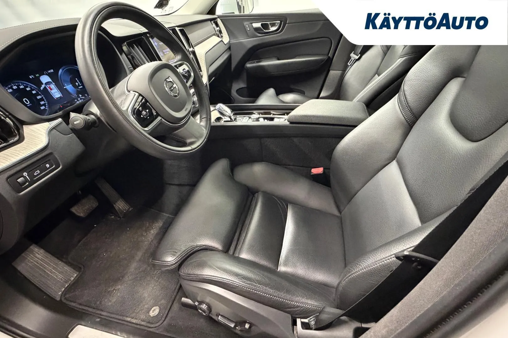 Volvo XC60 OZL-910 carousel image