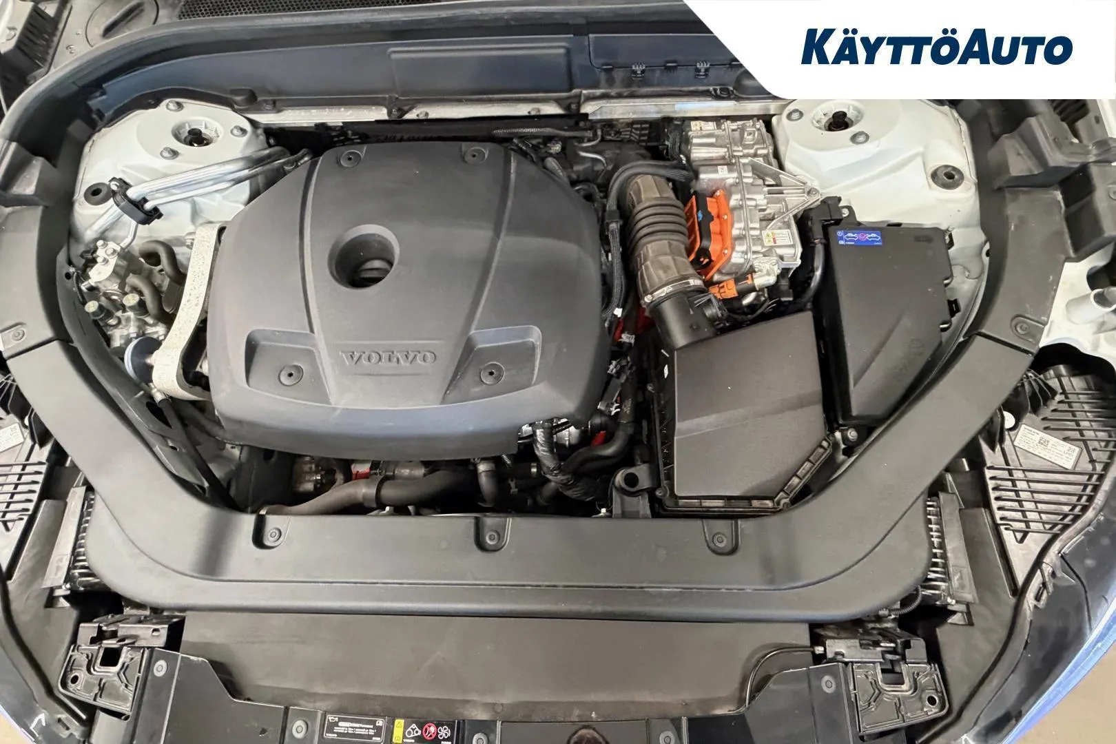 Volvo XC60 OZL-910 carousel image